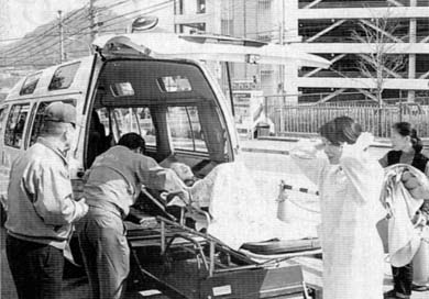 �Q���܂܂̏�ԂŃX���[�Y�Ƀ^�N�V�[�ɏ���Ă�������