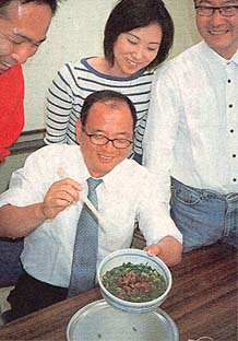 �ڂ������J���[���[����